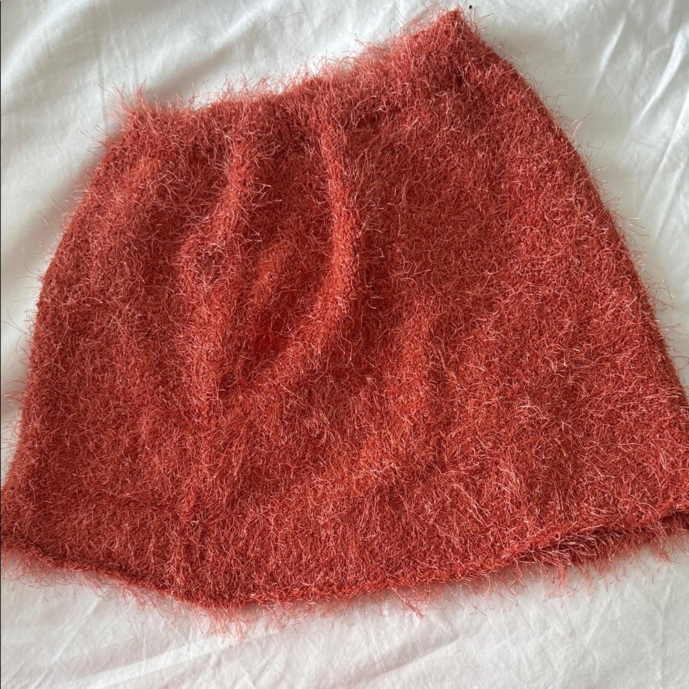 Finesse Fluffy Coral Mini Skirt